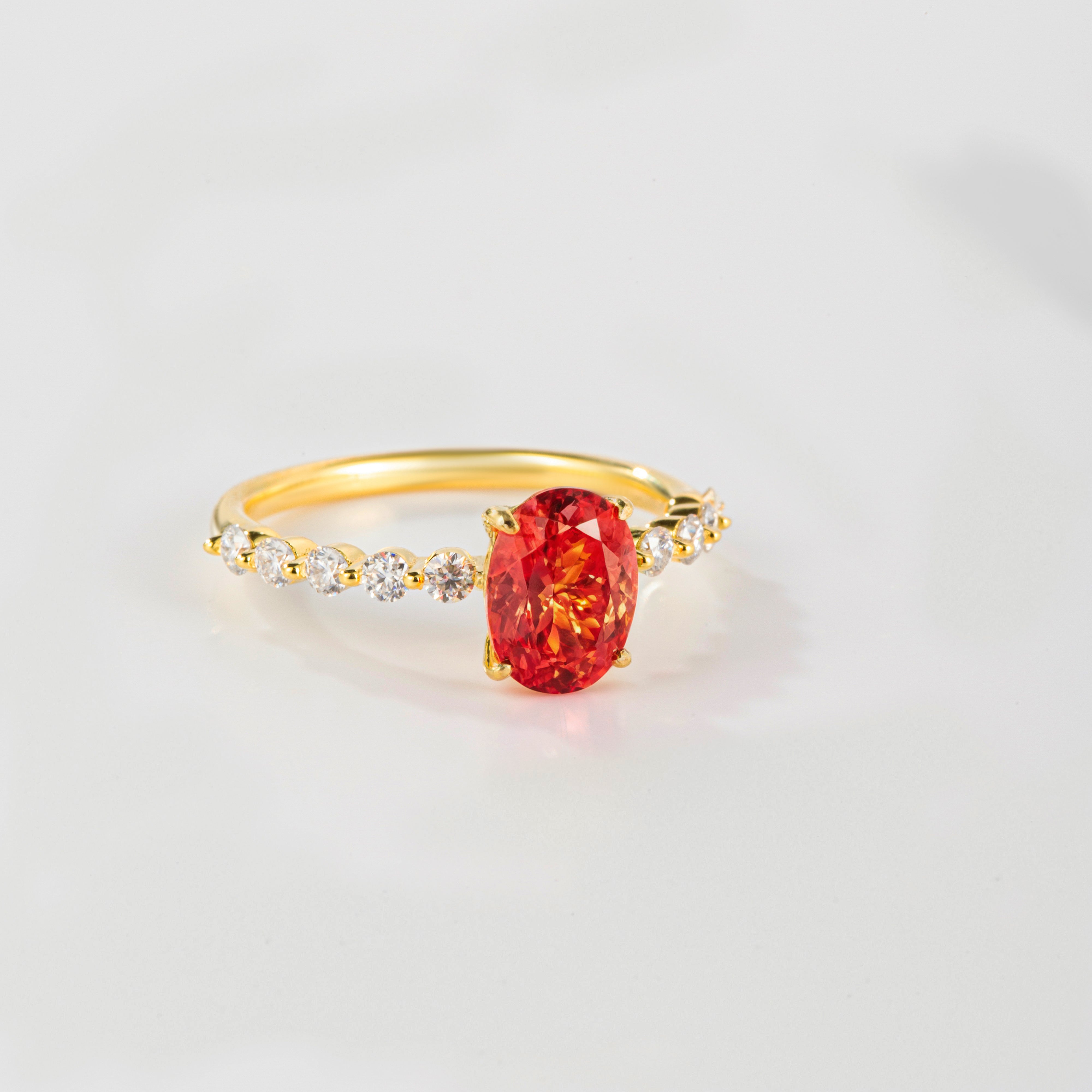 Padparadscha Sunset Sapphire Lumière Flottante Ring | Alvaura