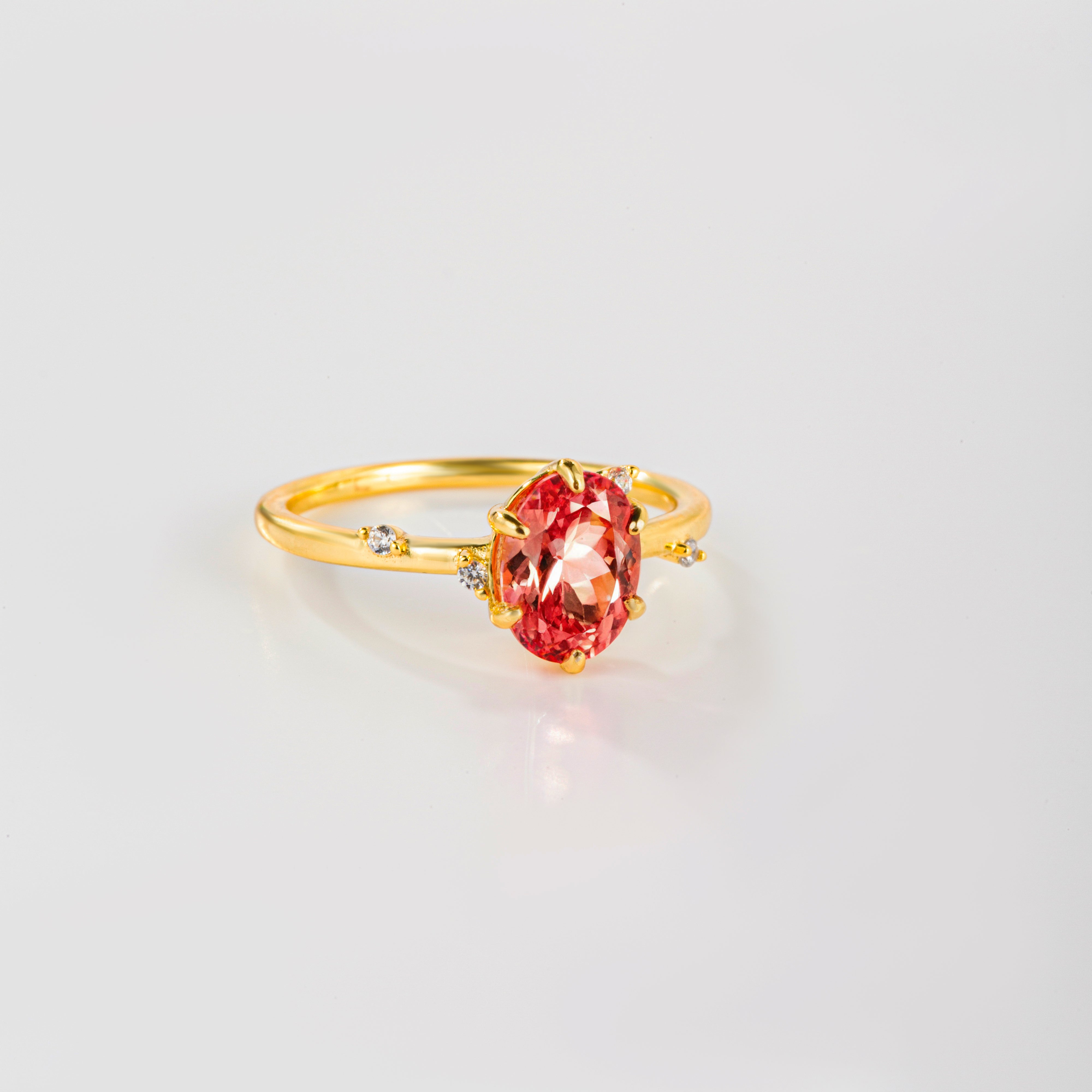 Padparadscha Sunrise Sapphire Dérive Ring | Alvaura