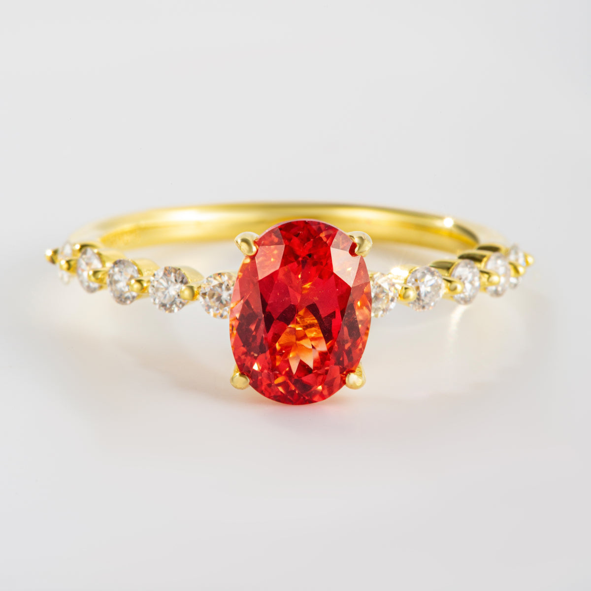 Padparadscha Sunset Sapphire Lumière Flottante Ring | Alvaura