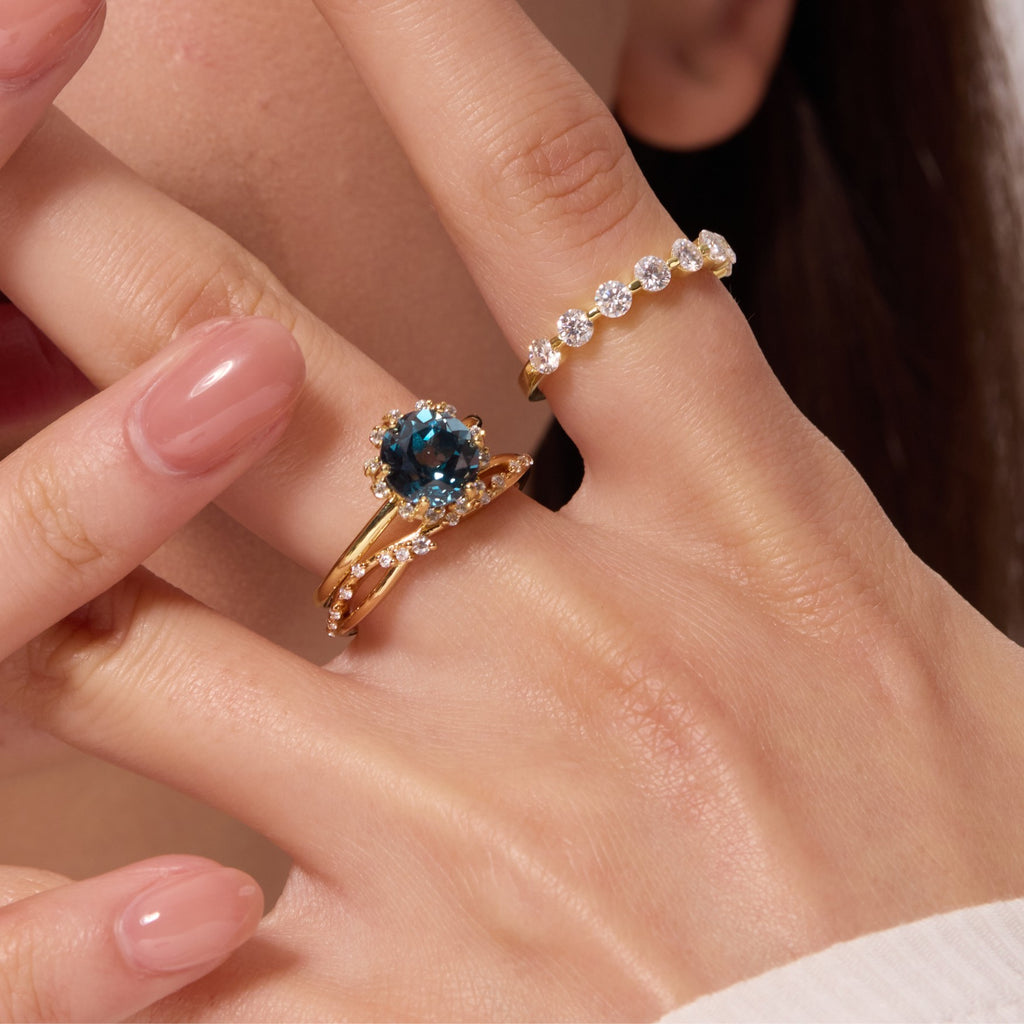Tidal Lagoon Bold Bloom Halo Ring - Round Brilliant