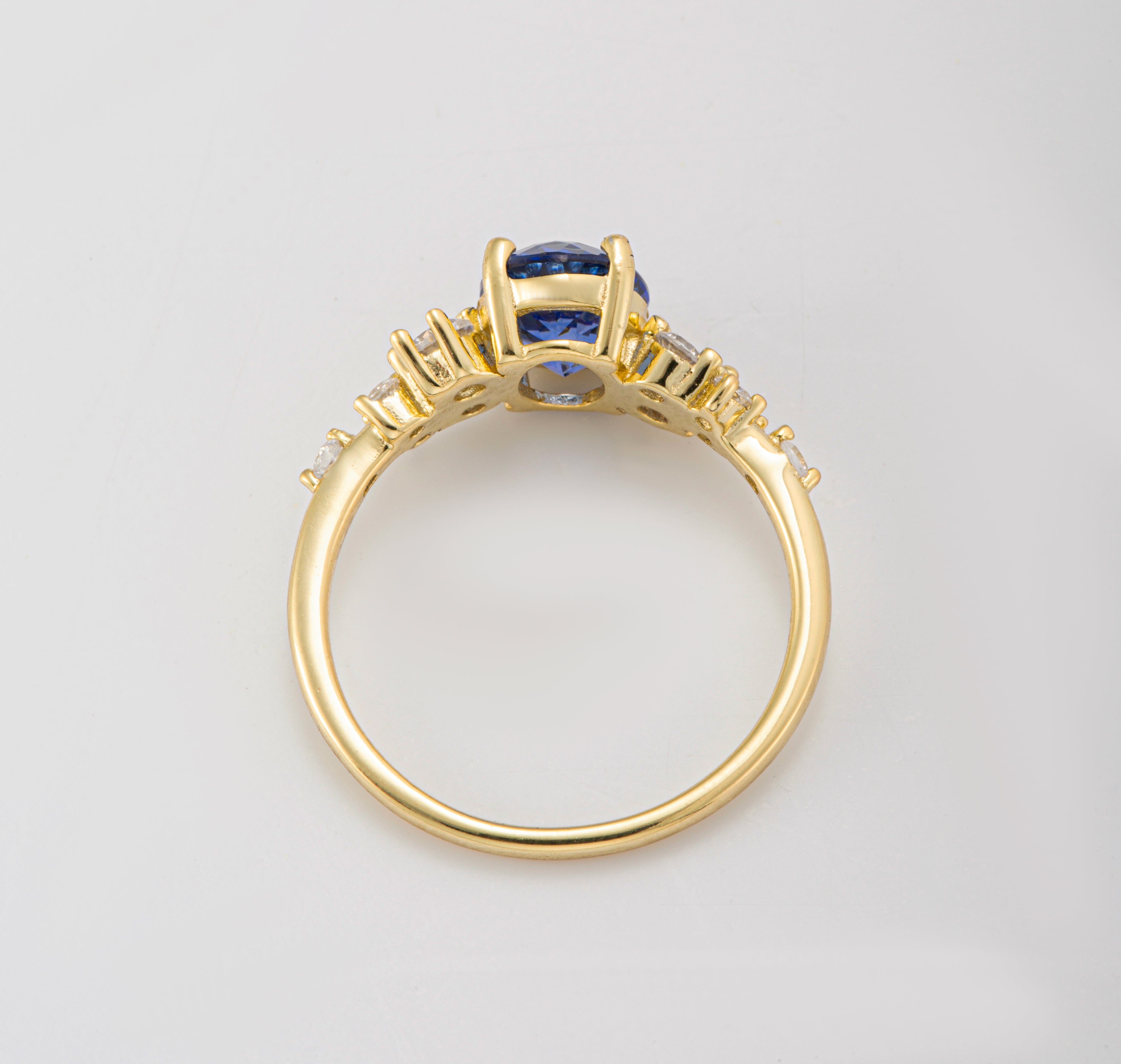 Velvet Cornflower Sapphire Étoile Cluster Ring | Alvaura