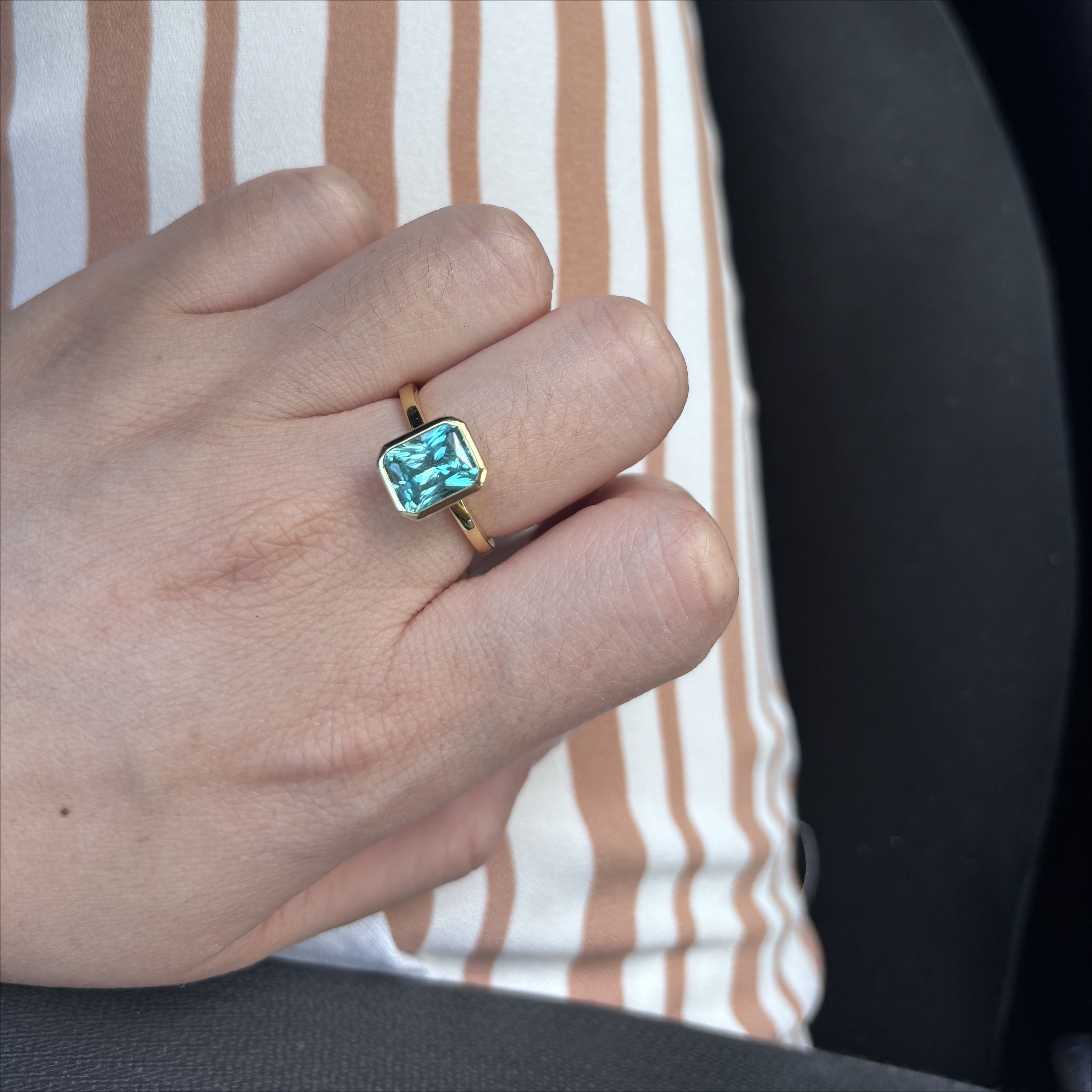 Paraiba Blue Bezel Ring - Radiant Cut