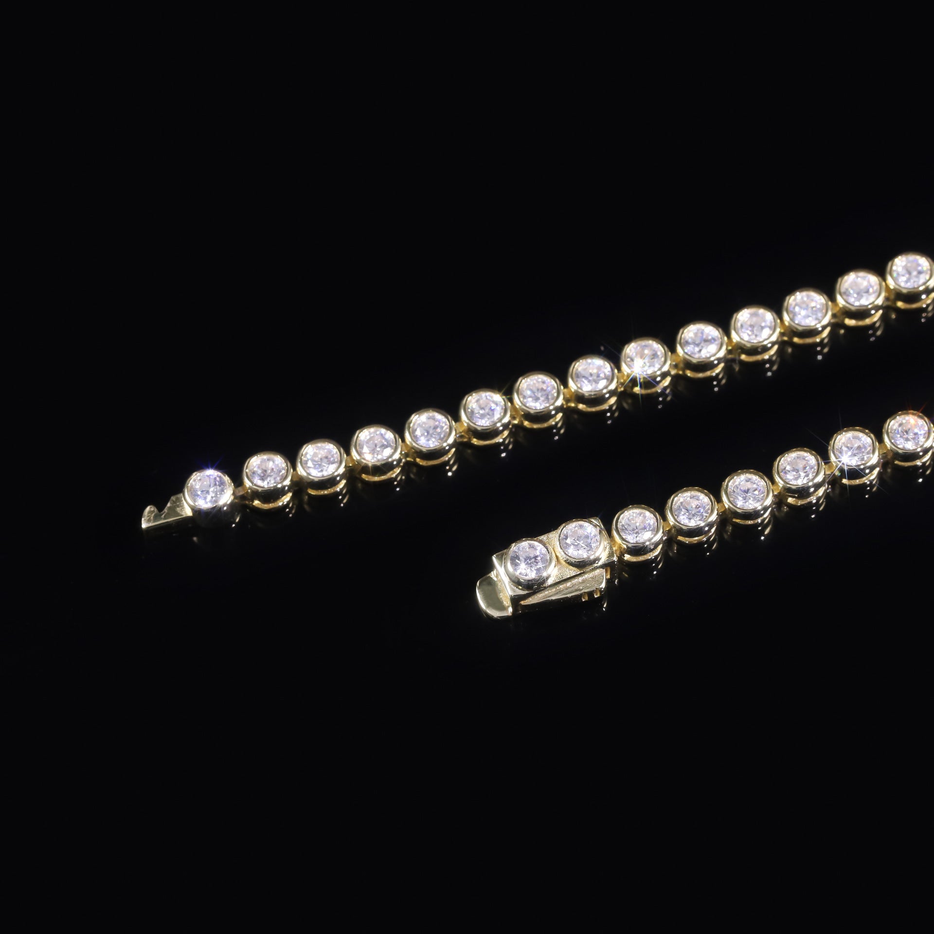 Round Tennis Bracelet