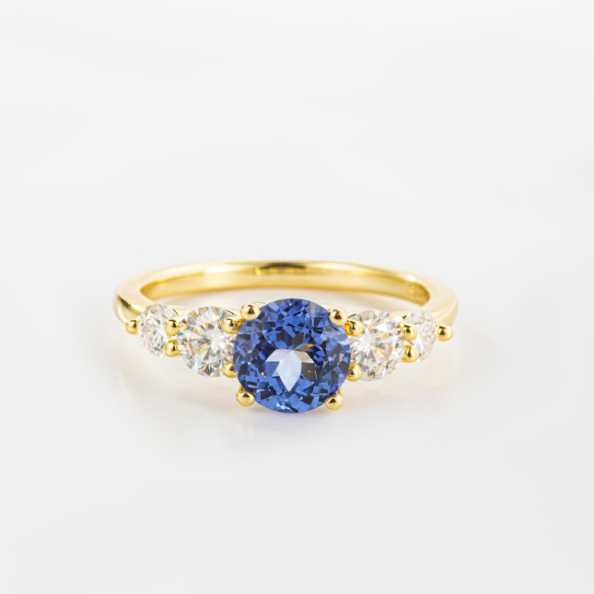 Celestial Cornflower Sapphire Aligné Ring | Alvaura