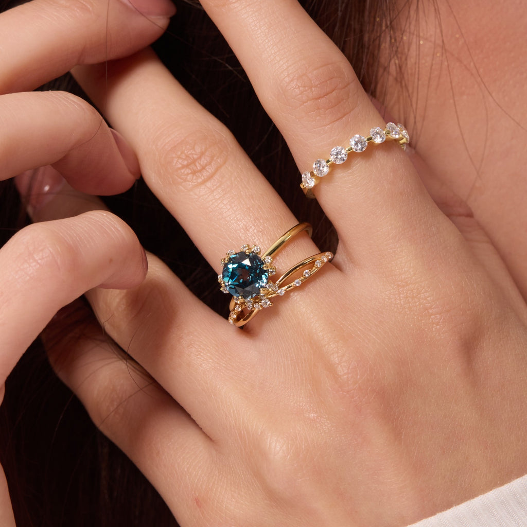 Tidal Lagoon Bold Bloom Halo Ring - Round Brilliant