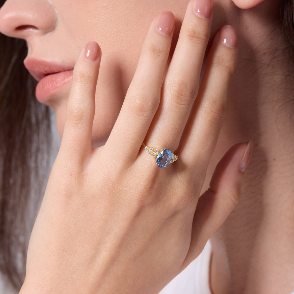Santa Maria Blue Bloom Cluster Ring - Oval Brilliant