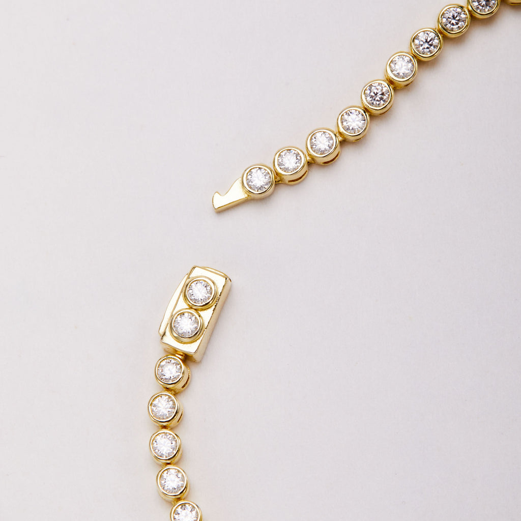Round Bezel Tennis Bracelet