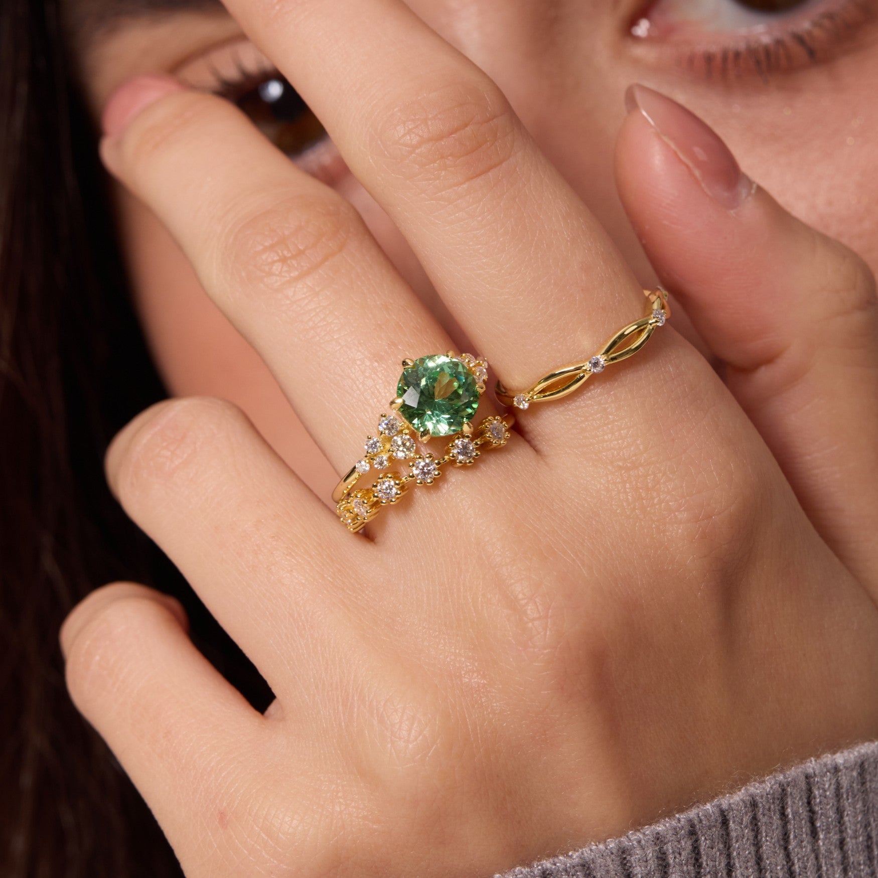 Vivid Mint Green Bloom Cluster Ring - Round Brilliant