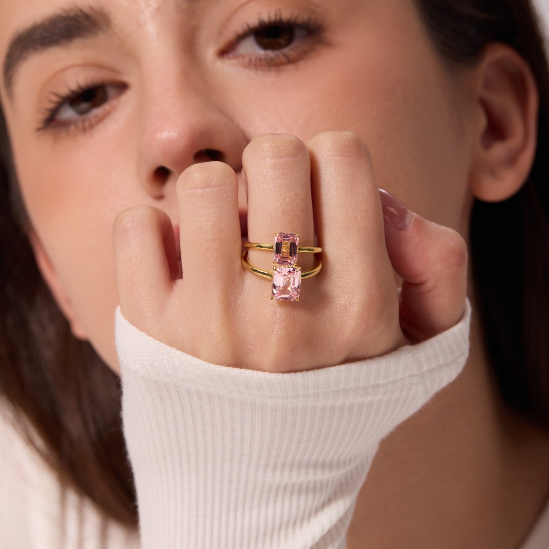 Morganite Pink Solitaire Ring - Emerald Cut Image principale du produit